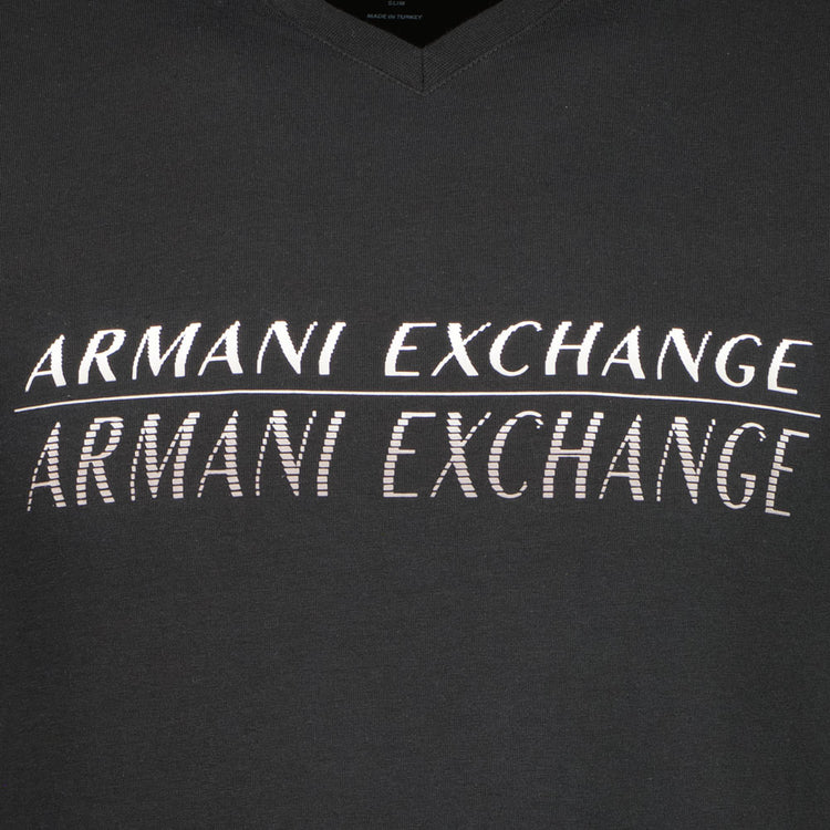 Slim Fit Logo T-Shirt - Casual Basement