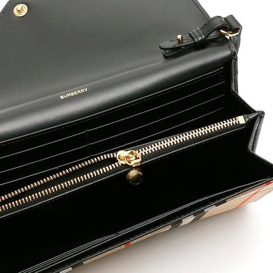 Hannah Wallet - Casual Basement