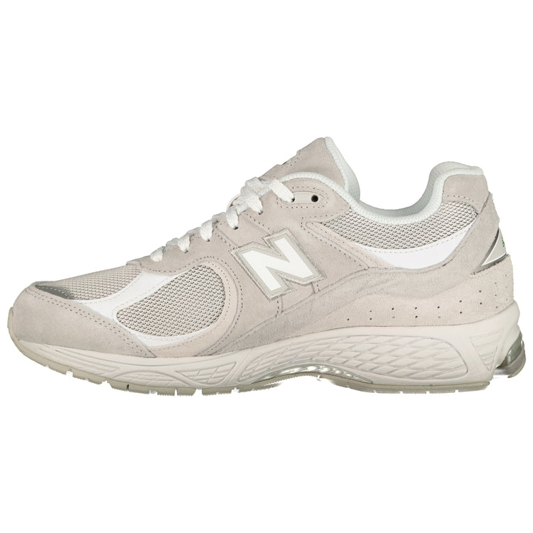 Unisex 2002R Trainers - Casual Basement